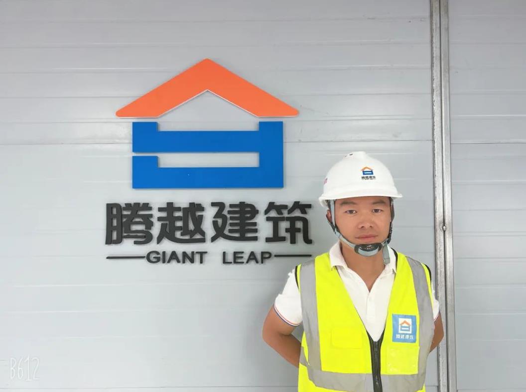 先鋒人物|相伴12年，從“人民衛(wèi)士”到“騰越鐵軍”